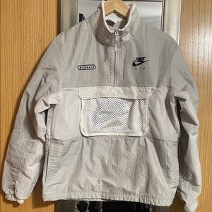 Nike Air Gray Windbreaker Jacket Women’s size Small 1/4 zip kangaroo pocket